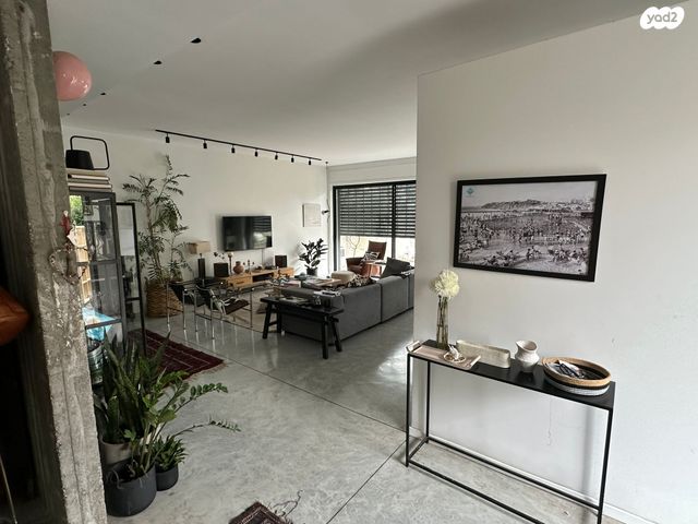 דו משפחתי, רמת חן, רמת גן