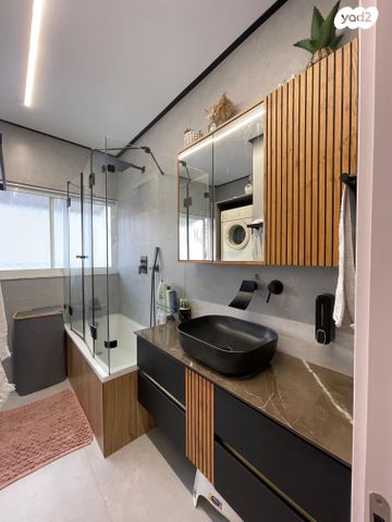 דירה, מונטיפיורי 31, גרין ועם, חולון