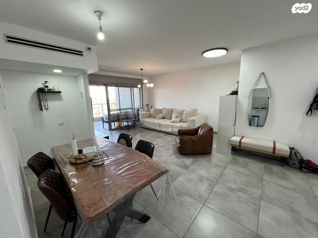 דירה, נתיבות מערב, נתיבות