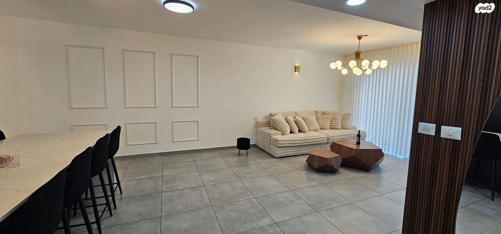 דירה, רבי דוד דנינו 5, הפרחים, קרית גת