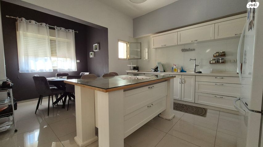 דירה, השומר, שיכון עובדים, טבריה