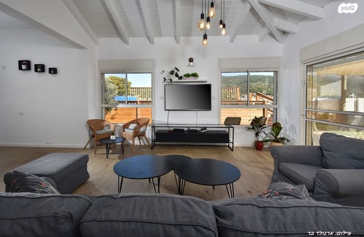 בית פרטי/ קוטג', שזור