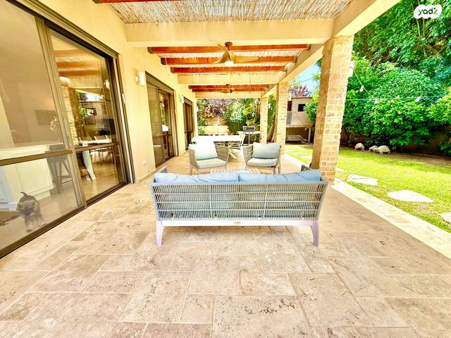 בית פרטי/ קוטג', אביחיל