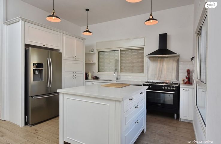 בית פרטי/ קוטג', שזור