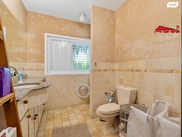 דו משפחתי, נווה הדרים, ראשון לציון