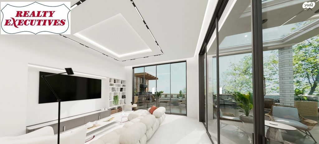 גג/ פנטהאוז, רמב"ם 7, מרכז דרום, רעננה