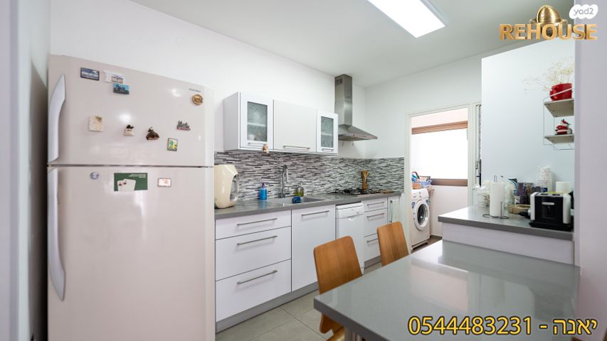 דירה, יהויכין המלך, רובע י"ג, אשדוד