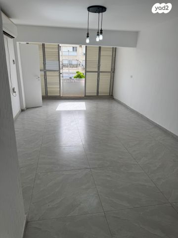 דירה, ד"ר וייסבורג 8, יוספטל, פתח תקווה