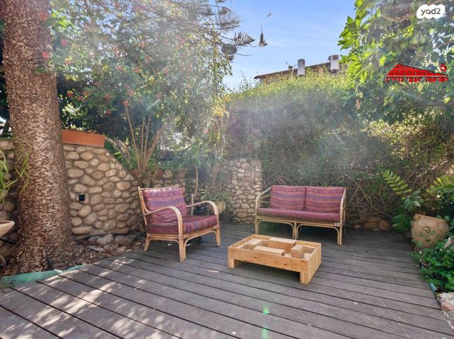 דו משפחתי, נווה הדרים, ראשון לציון