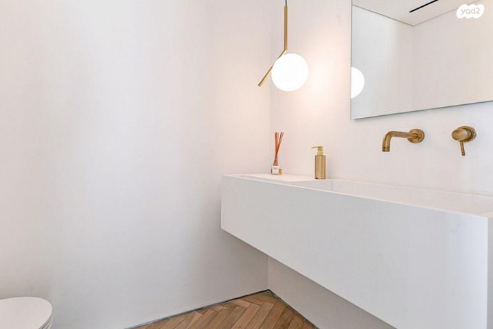 גג/ פנטהאוז, אלי לנדאו, הרצליה פיתוח, הרצליה