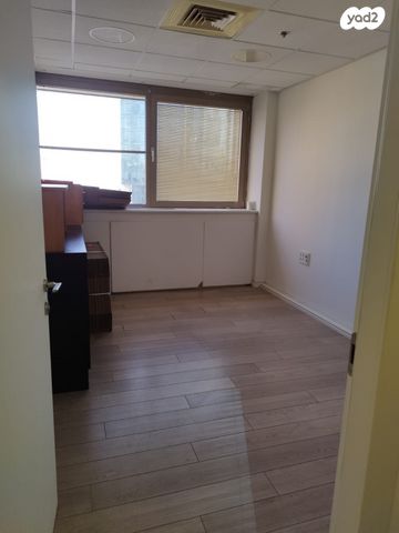 משרדים, דרך אבא הלל, בורסה, רמת גן