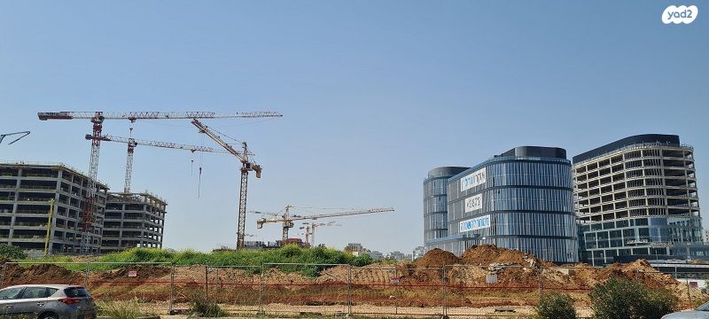 חנויות/ שטח מסחרי