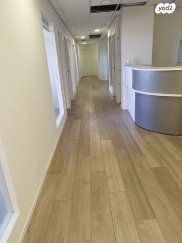 משרדים, דרך אבא הלל, בורסה, רמת גן