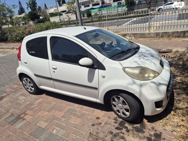 מודעת רכב פיג'ו 107