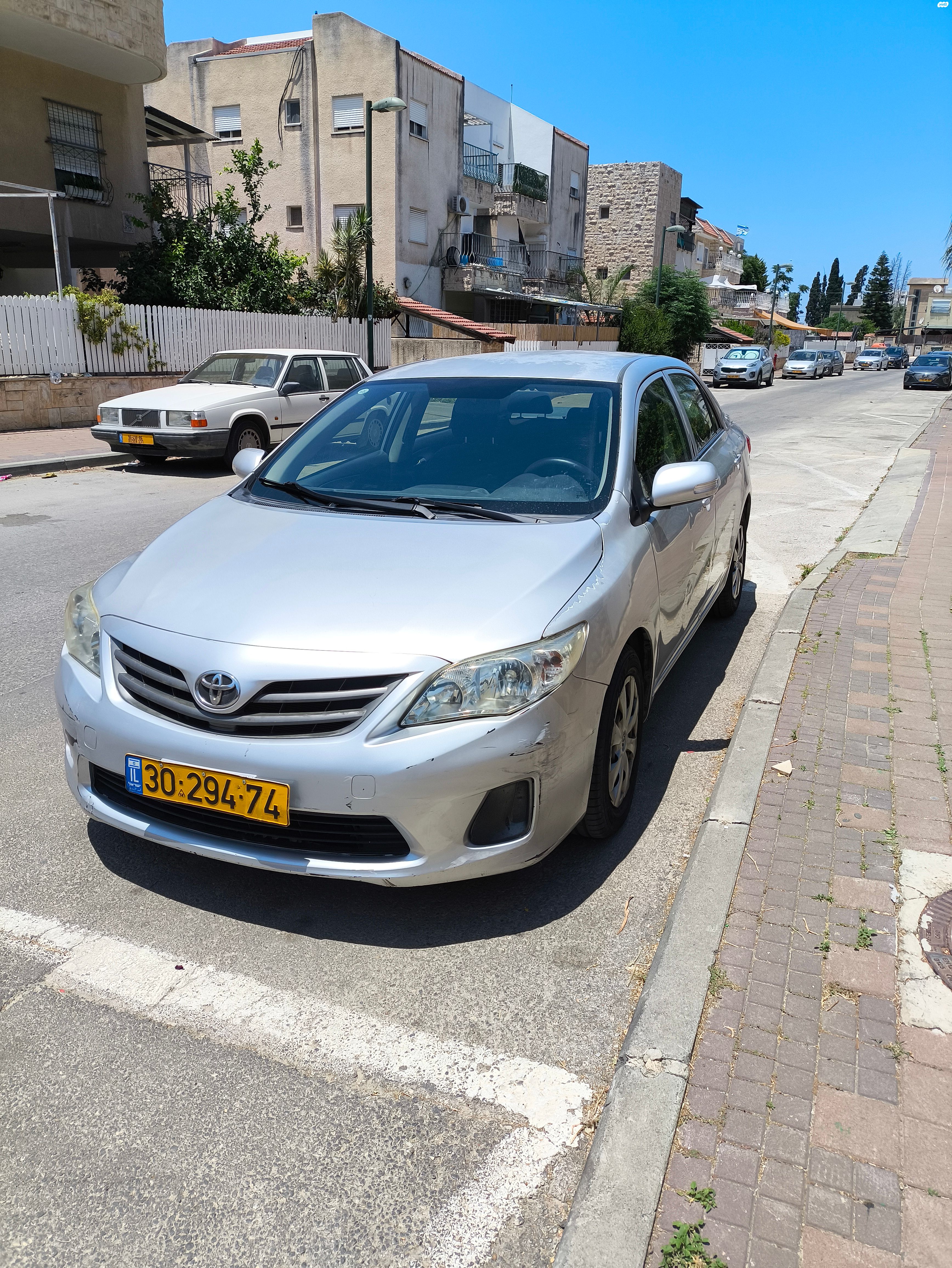 מודעת רכב טויוטה קורולה
