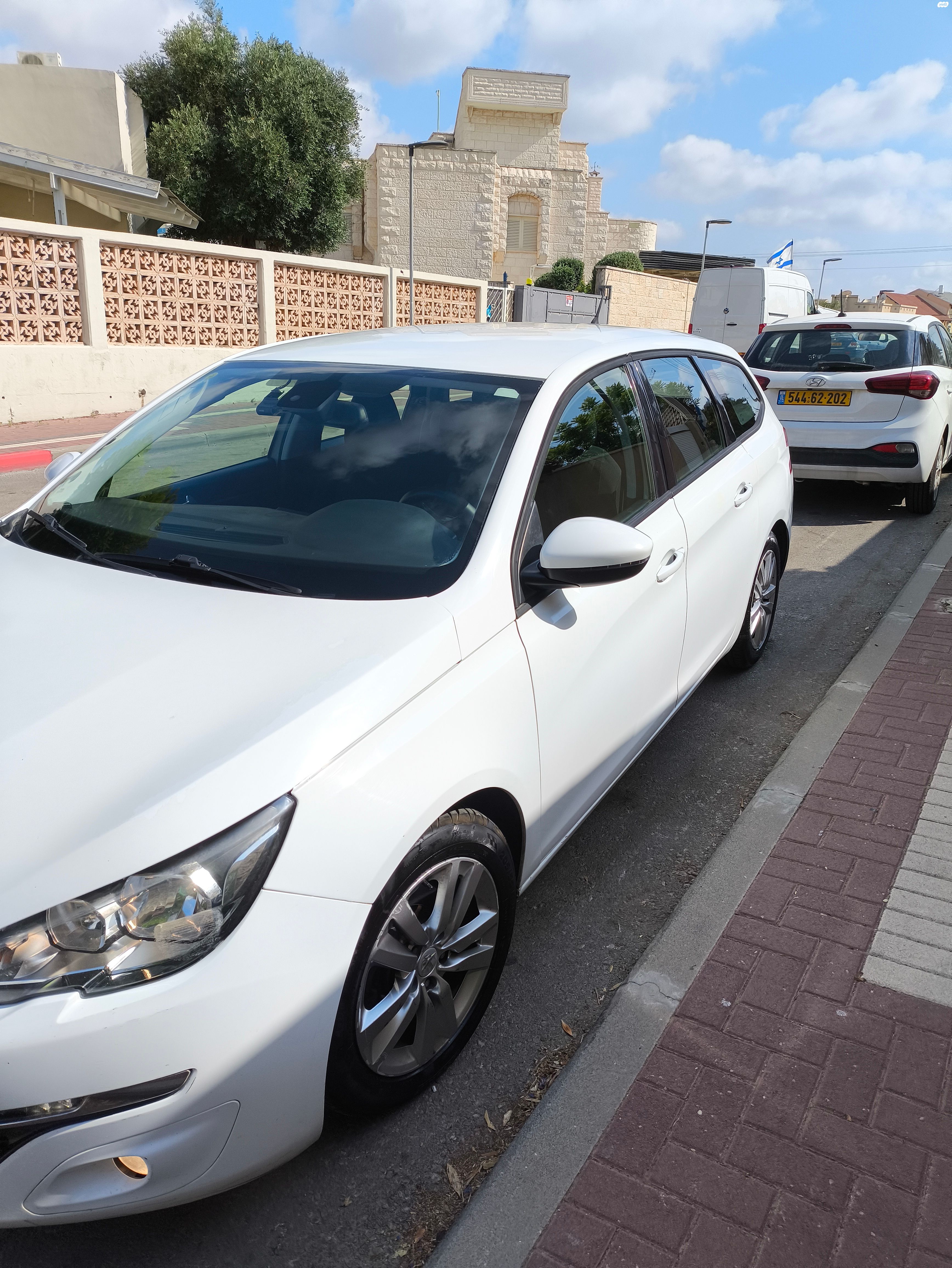 מודעת רכב פיג'ו 308