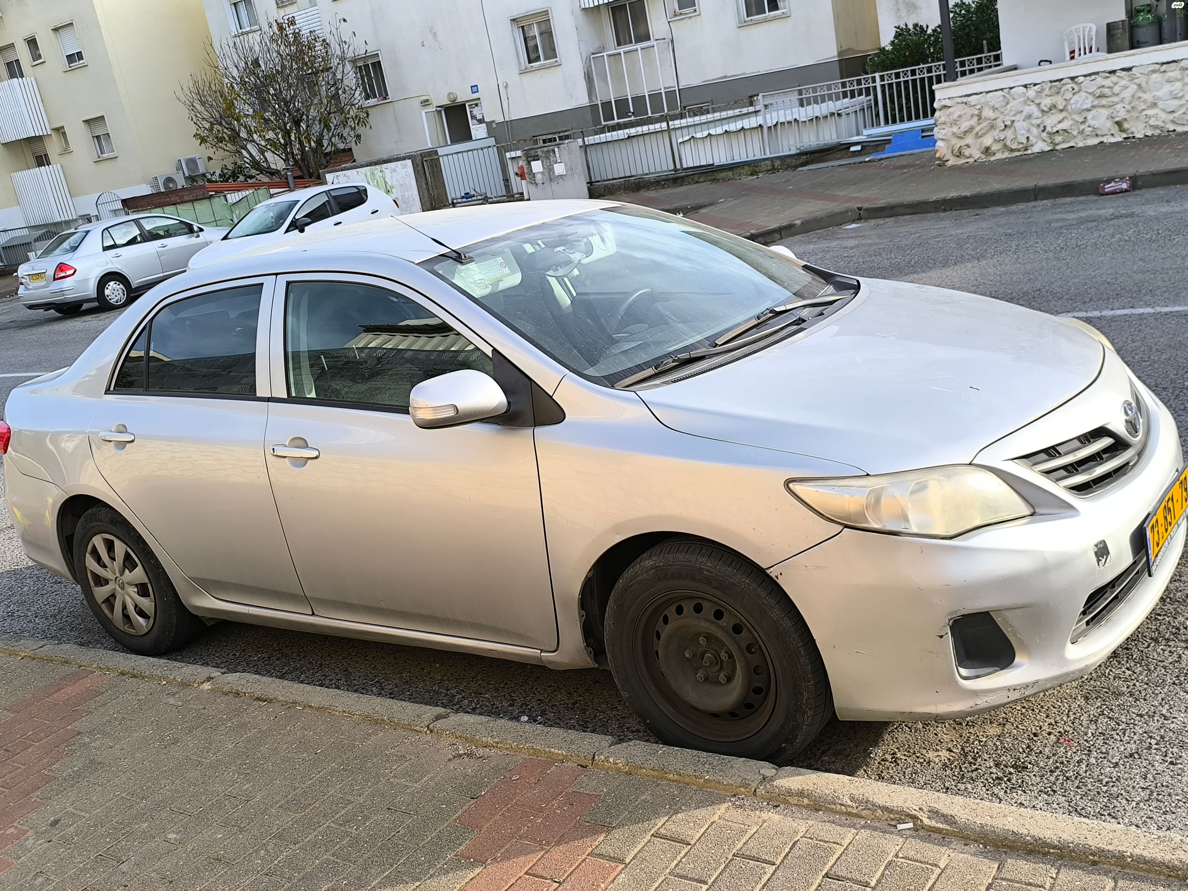 מודעת רכב טויוטה קורולה
