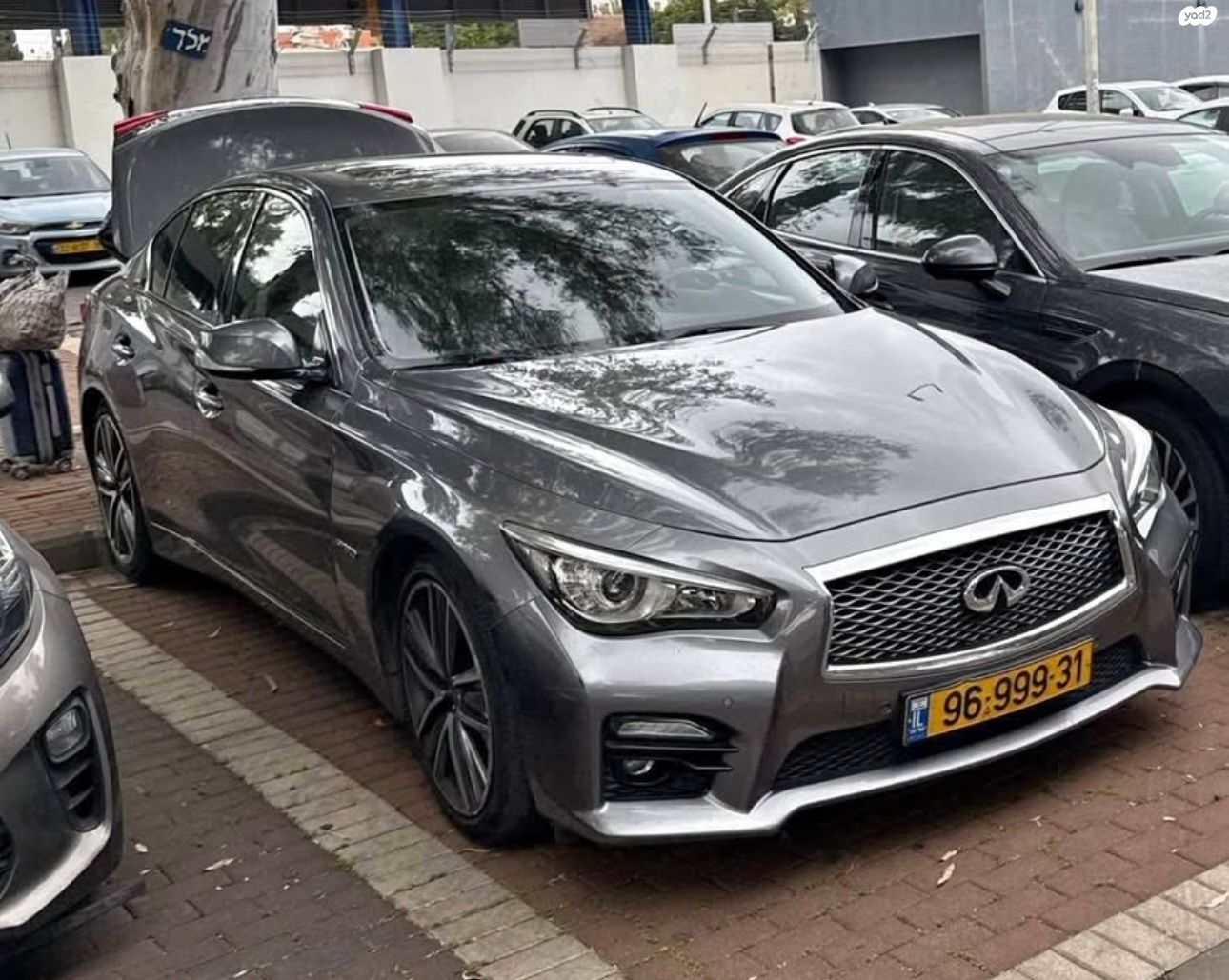 מודעת רכב אינפיניטי Q50