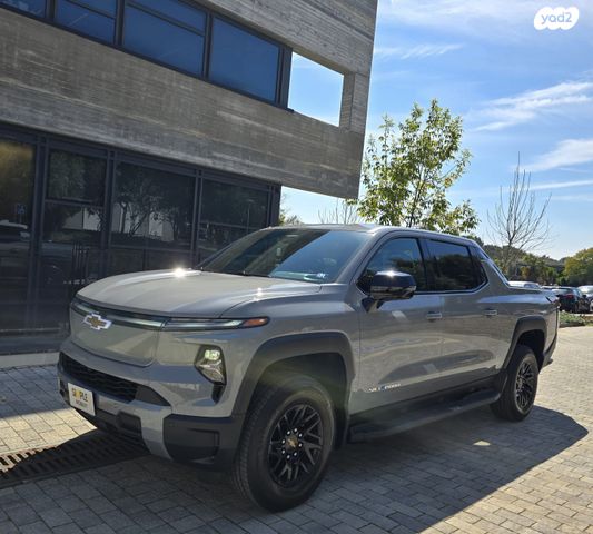 מודעת רכב שברולט סילברדו EV