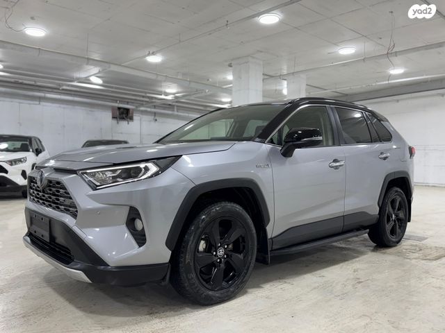 טויוטה RAV4