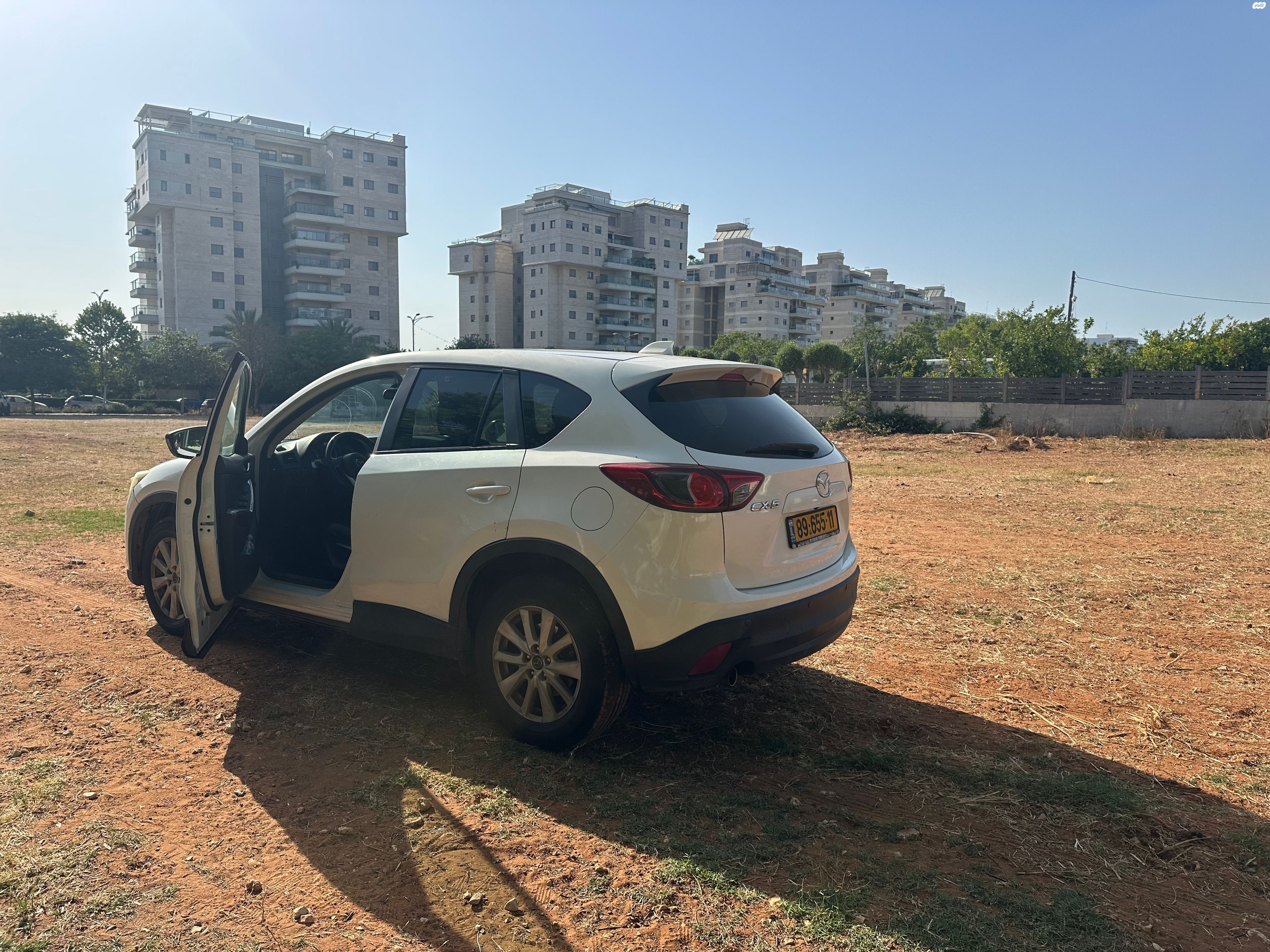 מודעת רכב מאזדה CX-5