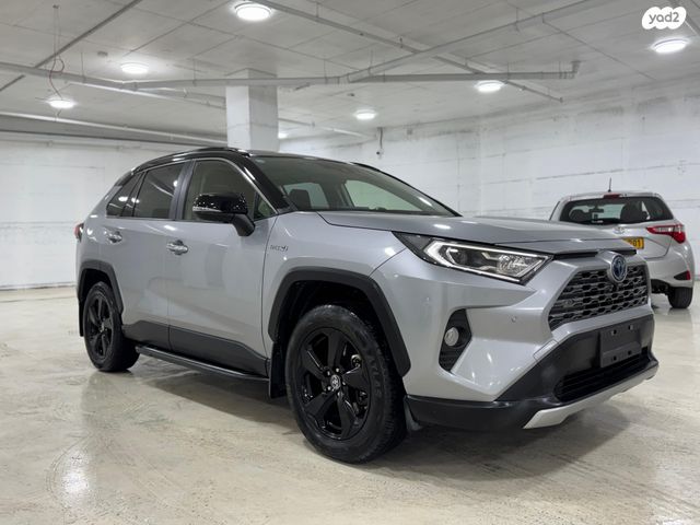 טויוטה RAV4