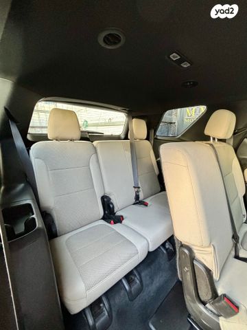 שברולט טראוורס