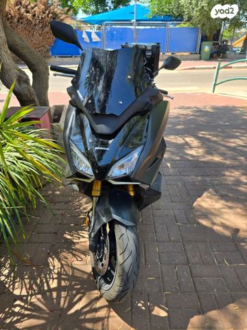 מודעת רכב הונדה פורזה 750