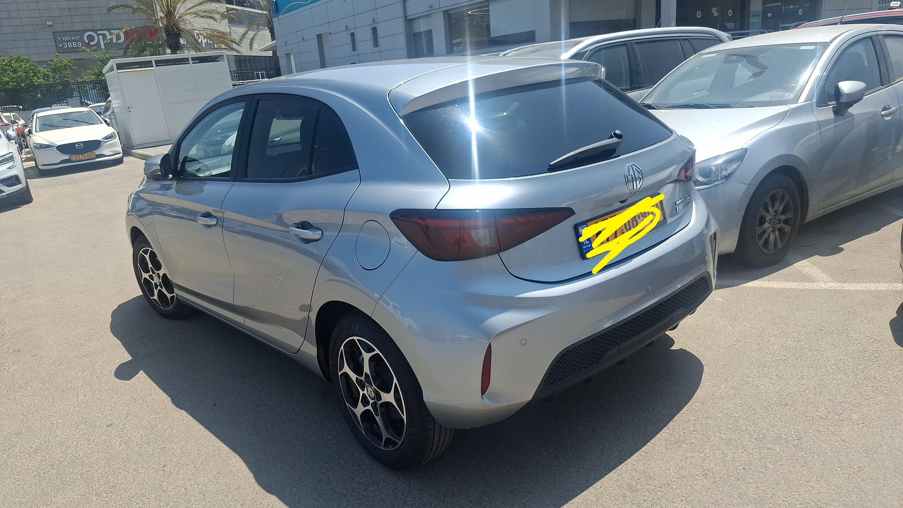 מודעת רכב אם ג'י MG3