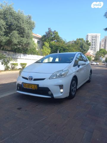 מודעת רכב טויוטה פריוס