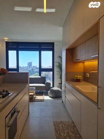 דירה, אבן גבירול 144, הצפון החדש - כיכר המדינה, תל אביב יפו