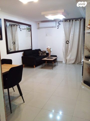 בית פרטי/ קוטג', רמב"ם 1325, נווה גן, דימונה