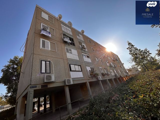 דירה, הקנאים, לבאות, ערד