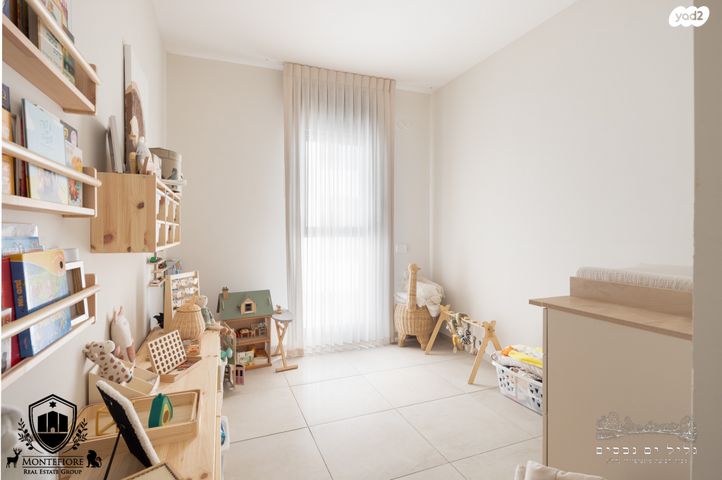 דירה, שלום רוזנפלד, גליל ים (מתחם הכוכבים), הרצליה