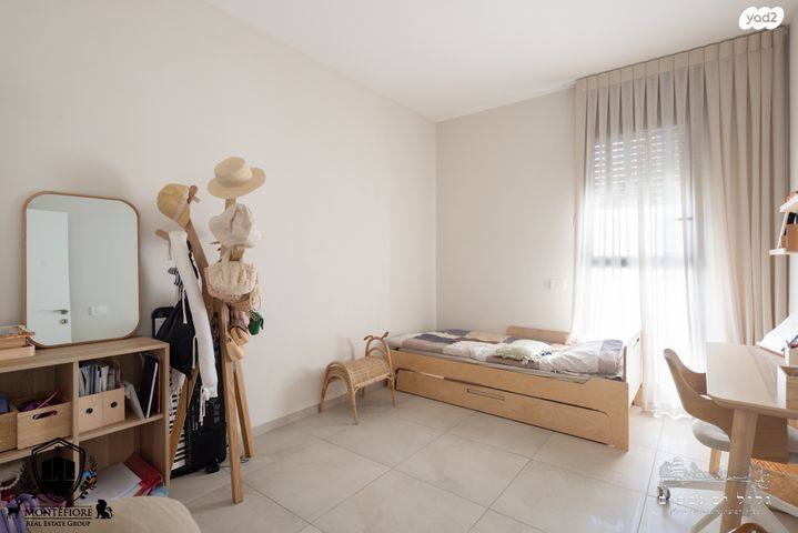 דירה, שלום רוזנפלד, גליל ים (מתחם הכוכבים), הרצליה