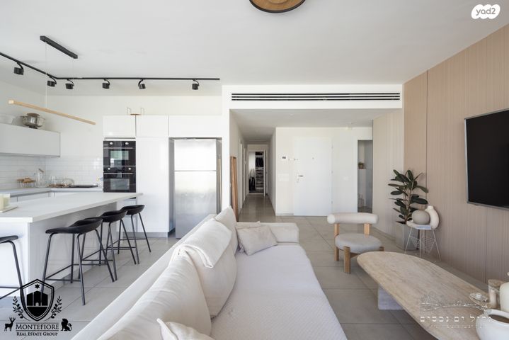 דירה, שלום רוזנפלד, גליל ים (מתחם הכוכבים), הרצליה