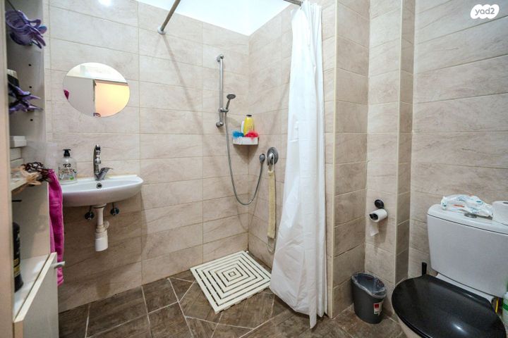 דירת גן, חריש