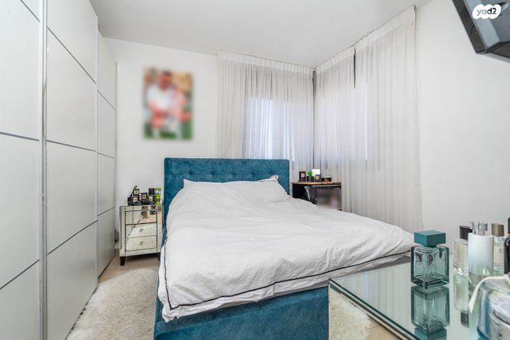 דירה, יקינטון, חריש