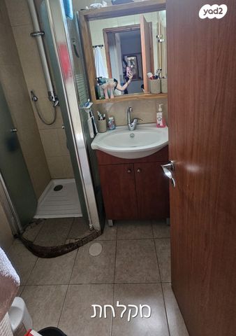 דירה, דוד תדהר, התקוה, בית יעקב, נווה צה"ל, תל אביב יפו