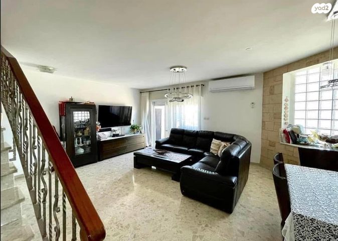 גג/ פנטהאוז, אחוזה, חיפה