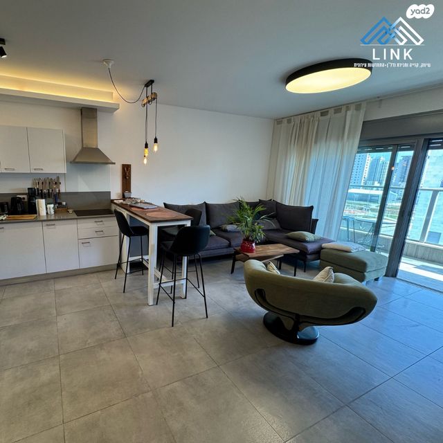 דירה, סיגלית, גלי כרמל, טירת כרמל