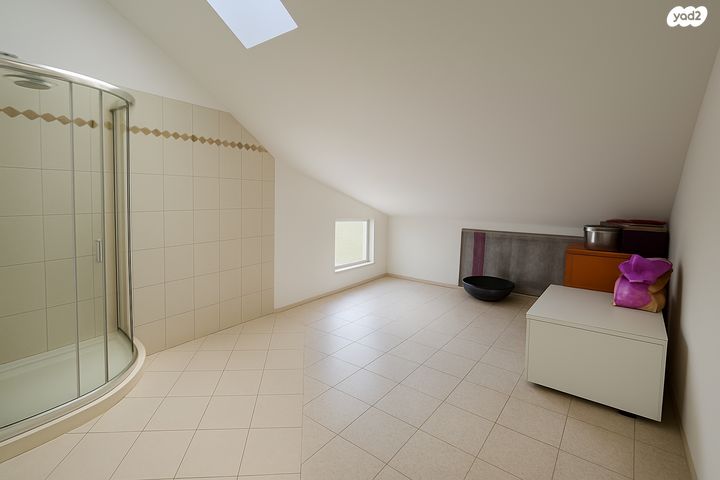 גג/ פנטהאוז, אחוזה, חיפה