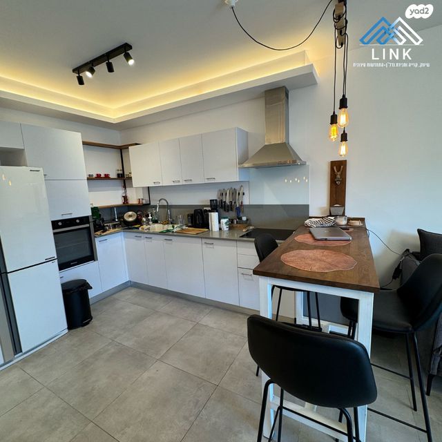 דירה, סיגלית, גלי כרמל, טירת כרמל