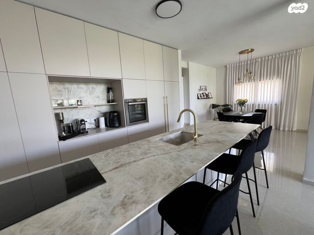 בית פרטי/ קוטג', עדעד, שאר העיר, עומר