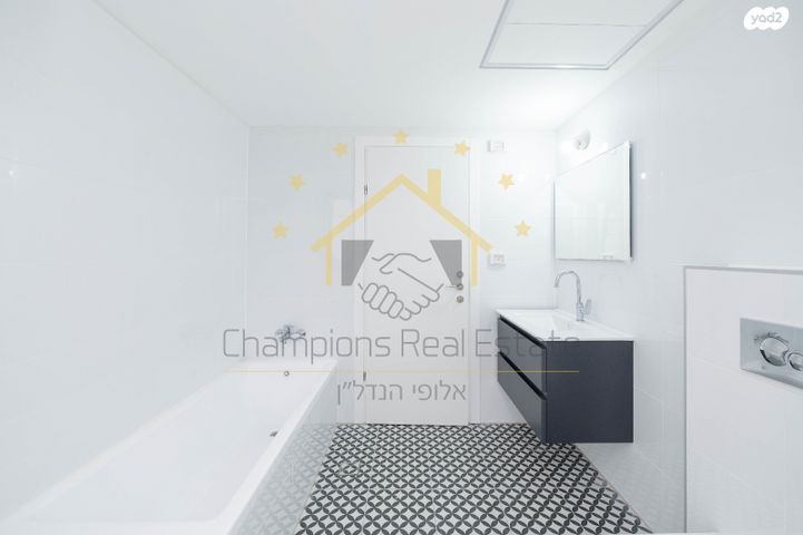 דירה, בורוכוב, צפון מערב מרכז העיר, נתניה