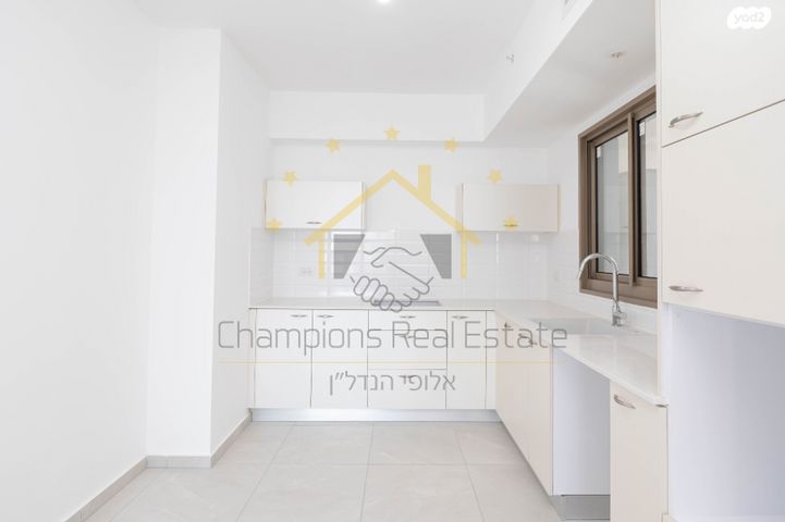 דירה, בורוכוב, צפון מערב מרכז העיר, נתניה