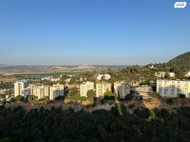 דירה, הלוטם, רמות יצחק, נשר