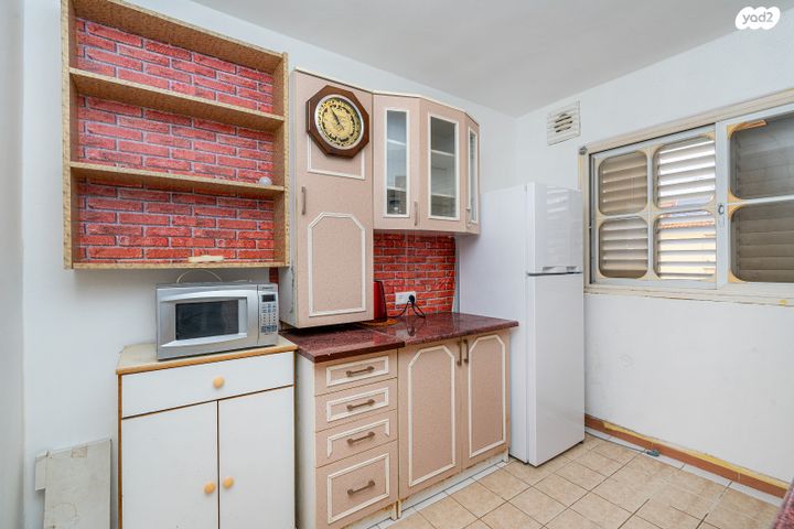 דירה, שבטי ישראל, חדרה