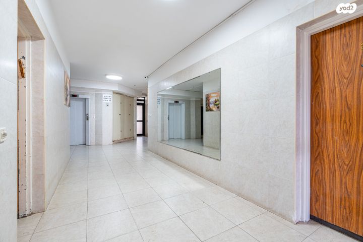 דירה, הרב נסים, חדרה