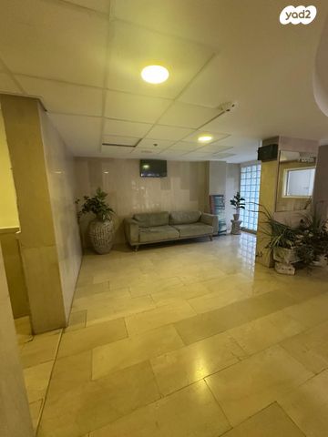 דירה, הלוטם, רמות יצחק, נשר